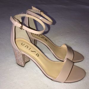 Unisa sandals